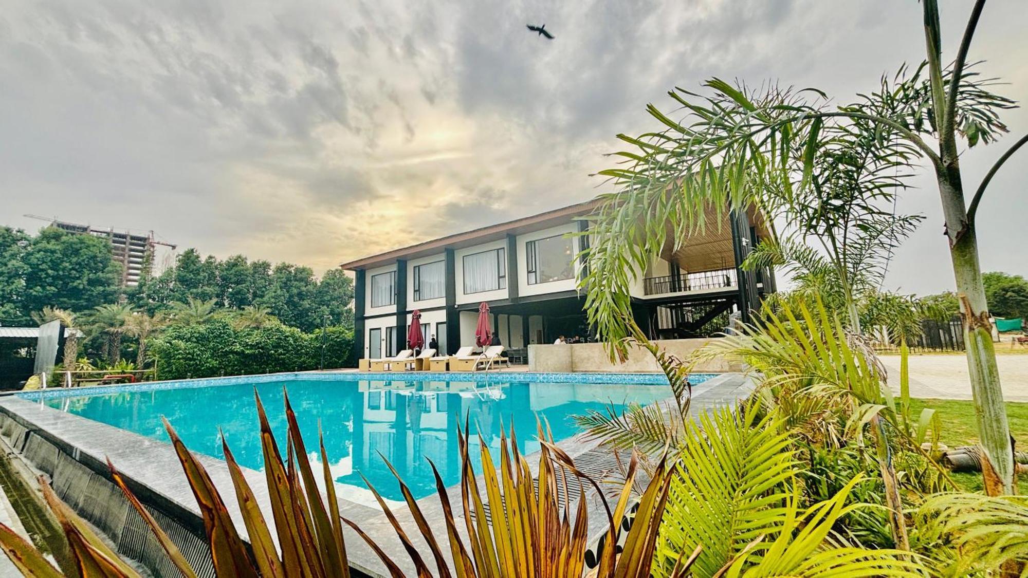 Vintclub Resort Lucknow Buitenkant foto