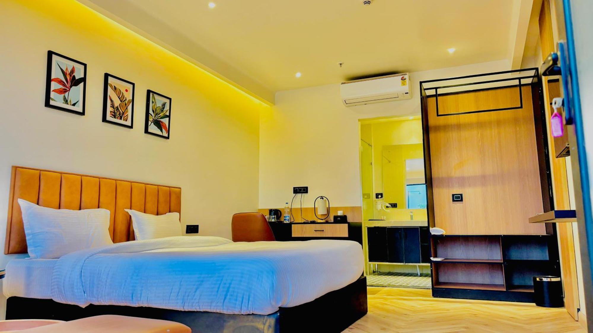 Vintclub Resort Lucknow Buitenkant foto